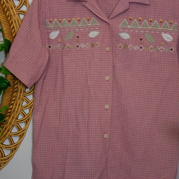 Vtg Embroidered Pink Check Applique Wood Button Cottagecore Top L | Soft Autumn - Picture 4 of 9